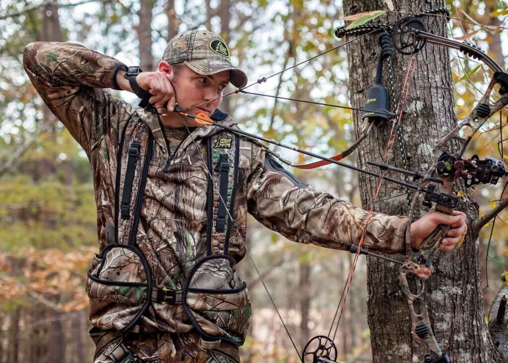 Hunting safety harness featured